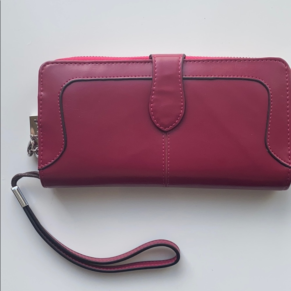 Yaluxe leather clutch wristlet